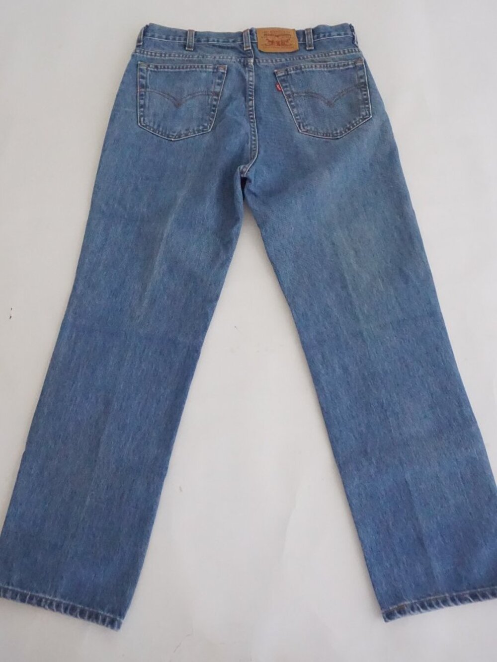 Levi's 516 Blue Medium Wash Five Pocket Straight Leg Canada Made Cotton Jeans 36